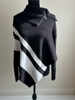White House Black Market Black & White Diagonal Zip-Shoulder Poncho Sweater S
